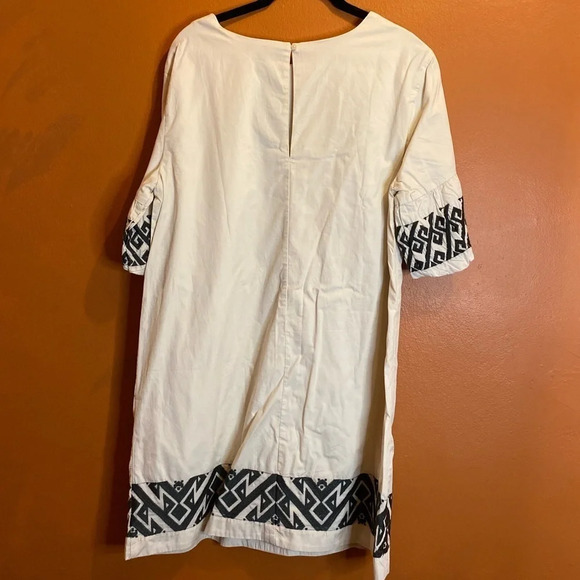 NWT BR Factory Embroidered-Sleeve Mini Dress in Cream - Picture 5 of 8